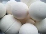14 bath bombs in Oatmeal, Milk & Honey fragrance, gift bag bath fizzies, great for kids...these smell delicious