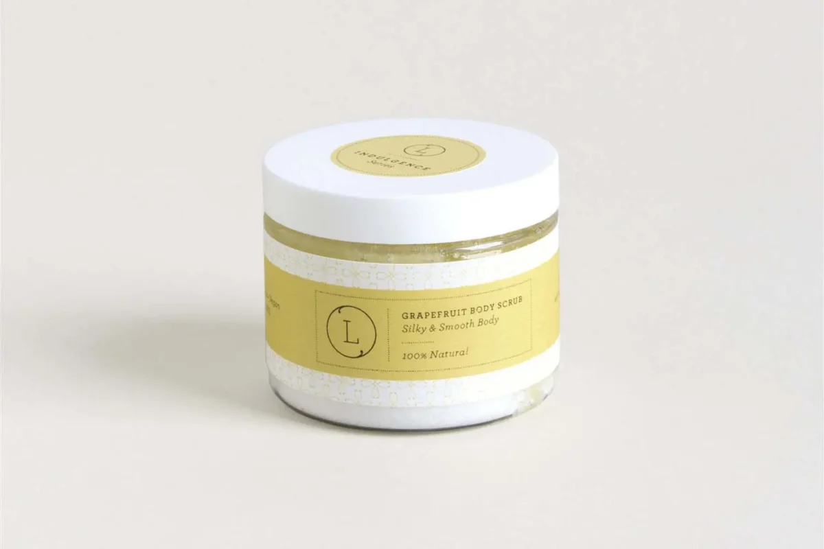 Grapefruit Body Salt Scrub - Moisturizing and fresh - Image 1