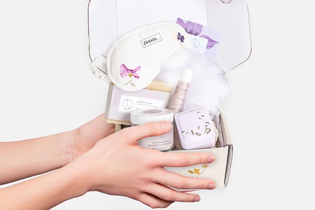 Lavender Bath and Body Set - Natural Skincare Appreciation Gift Box - Image 12