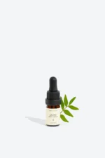 LAUREL essential oil