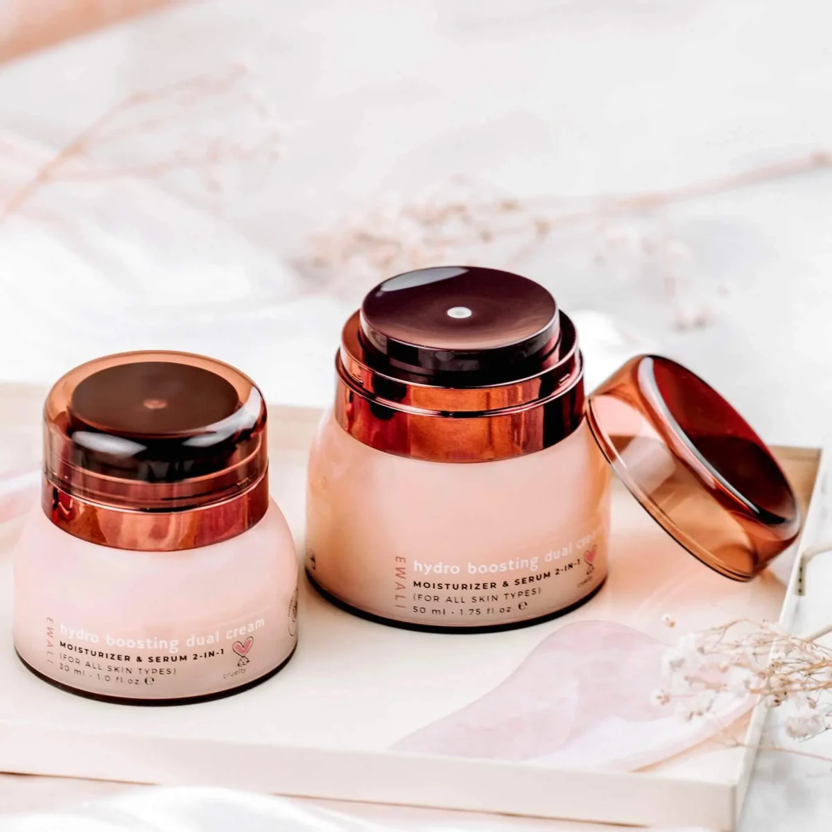 Hydro Boosting Dual Cream - Lightweight Face Cream with Serum Power - Image 5